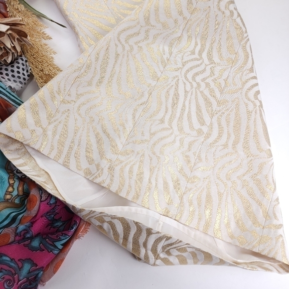 New Lilly Pulitzer Cream Gold Embroidered Metallic Dress Sz 2 - Picture 7 of 13